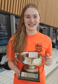 Jess Reed with Trophy